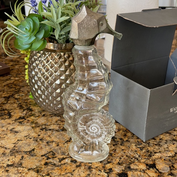 Avon Glass Seahorse vintage perfume bottle - Picture 6 of 9